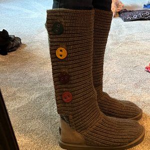 Childrens Size 6 Gray Ugg Boots with Colorful Buttons